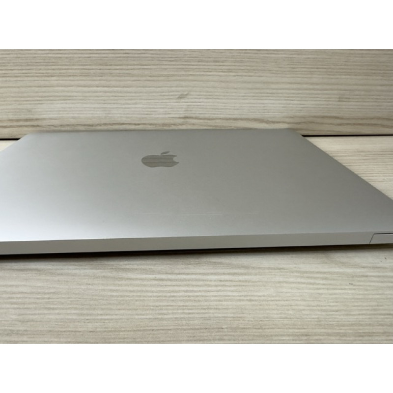 MacBook Air 2020 Silver M1 8/256